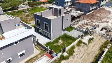 Dikili Çandarlı Mahallesinde Satılık Yazlık