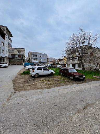 Tekstilin Göz Bebeği Vişnenin Hemen Altında Satılık Arsa Tekstilin Göz Bebeği Vişnenin Hemen Altında Satılık Arsa