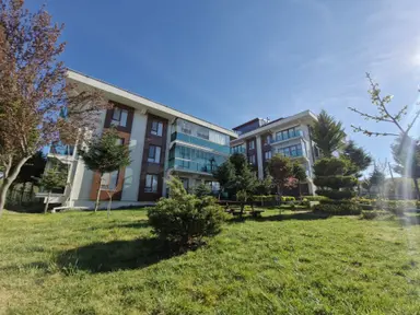 Karasu'da Deniz Manzaralı 2+1 Sürekli Kiralık Daire (eşyasız)