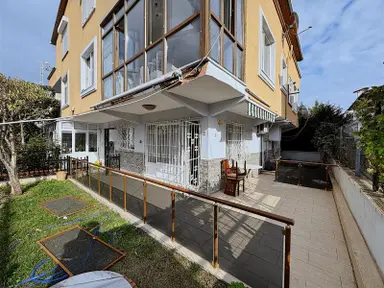 Semizkumlarda Bahçe Katı Mükemmel Konumda Satılık 2+1 Daire