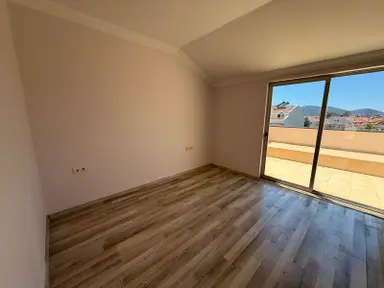 Stop’tan Foça Yerguzlar Caddesi Üzeri Kiralık İşyeri Stop’tan Foça Yerguzlar Caddesi Üzeri Kiralık İşyeri