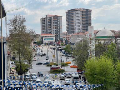 Keçiören Merkezde Acil 3+1 Kiralık Kapalı Dublex – Metroya Yürüme Mesafesinde