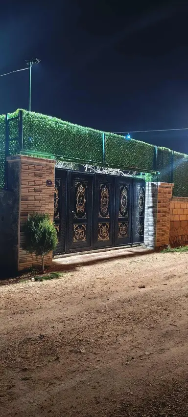 Baron Dan Kurtuluş 500 M2 Havuzlu Bağ Evi Baron Dan Kurtuluş 500 M2 Havuzlu Bağ Evi