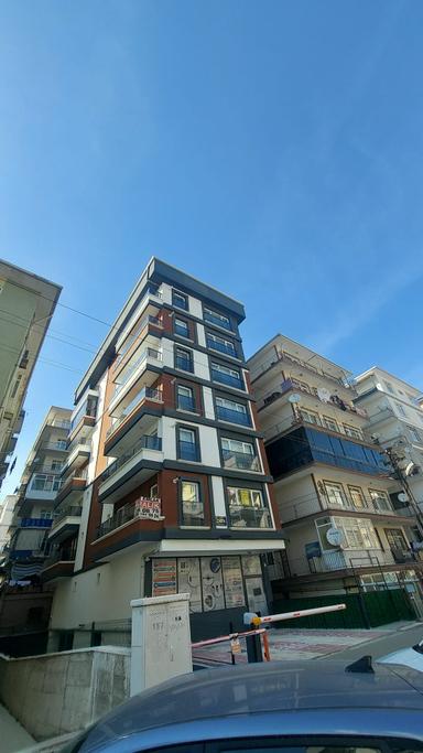 Çavdemden Metro Yakını Yeni Binada 2+1 Satılık Asasörlü Daire