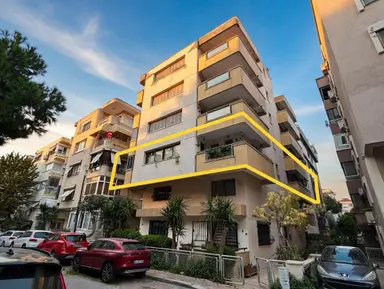 Bostanlı Sahile Yakın Özel Tasarımlı Premium 4+1 Lüks Daire Bostanlı Sahile Yakın Özel Tasarımlı Premium 4+1 Lüks Daire