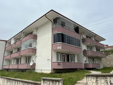 Geniş, Ara Kat, Yeni Eşyalı, 2+1 Daire Geniş, Ara Kat, Yeni Eşyalı, 2+1 Daire