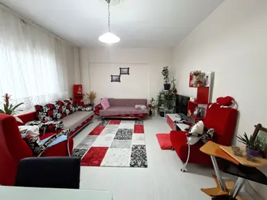 Recep Ümit Emlak'tan Şeker Mahallesi Kırım Caddesi Yakını Satılık Ara Kat 3+1 Daire Recep Ümit Emlak'tan Şeker Mahallesi Kırım Caddesi Yakını Satılık Ara Kat 3+1 Daire