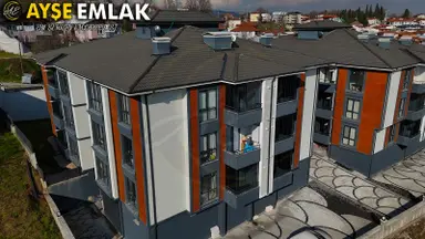Ayşe Emlak'tan 2+1 Cam Balkon Asansörlü Otoparklı Kiralık Daire