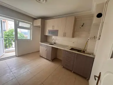 🏡yeni Mahalle🏡daire ✅2+1 90m2 3 Katınının 3 Katı ❇️kapalı Mutfak Özelikli