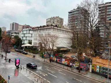 Bağdat Caddesi Academic Klinik Yanı 2.kat Kullanışlı Kiralık 3+1