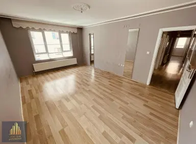 Yeni Çınardan Cadde Yakını Full Yapılı 3+1 Daire...!!!!