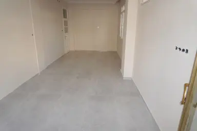 Yakakent Kiralık Cadde Üzeri Dükkan 25m2+wc Li (çiğliserkan Dan)