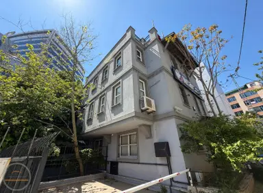 Bostancı Sanayi Sitesi Yakını 6 Katlı 621m2 Komple Satılık İş Ye Bostancı Sanayi Sitesi Yakını 6 Katlı 621m2 Komple Satılık İş Ye