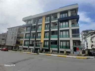 Yeşilpınar Vialanda Asansörlü Otoparklı 2+1 Satılık Temız Daire Yeşilpınar Vialanda Asansörlü Otoparklı 2+1 Satılık Temız Daire