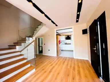 Güzelbahçe Atatürk Mahallesinde Satılık 4+1 Lüks Villa