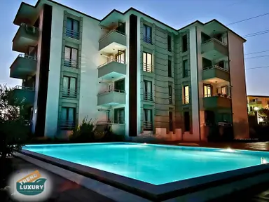 Site İçerisinde, Havuzlu, Eşyasız ,2+1 Daire