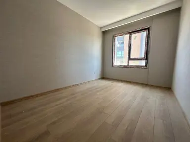 Çiçekli Mah. İncisi Ned Çiçeklide Orta Kat 4+1 Park Manzaralı Çiçekli Mah. İncisi Ned Çiçeklide Orta Kat 4+1 Park Manzaralı