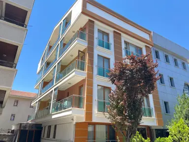 Sbell'den Emek'te Yeni Binada Ara Katta Eşyalı 1+1