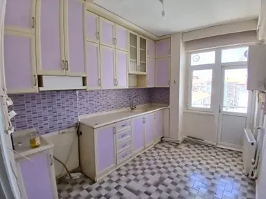 Akçay Emlak'tan Akşehir Atatürk Ortaokulu Civarı Doğalgazlı Kiralık 3+1 Daire Akçay Emlak'tan Akşehir Atatürk Ortaokulu Civarı Doğalgazlı Kiralık 3+1 Daire