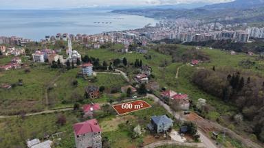 Yalıncak'ta Satılık 600 M² Arsa (terkleri Yapılmış) Yalıncak'ta Satılık 600 M² Arsa (terkleri Yapılmış)