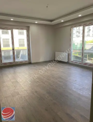 Yeni Mahallede 2+1 Site İçinde Satılık Daire