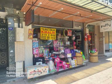 1003 Karaçay Mahallesi Hürriyet Caddesi Üzeri Kiralık Üç Katlı İşyeri