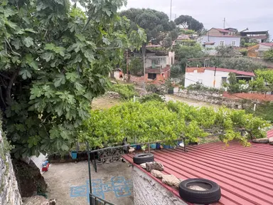 Aydın Söke Bağarası İki Evlı Köy Evı Ve Bahçesi Aydın Söke Bağarası İki Evlı Köy Evı Ve Bahçesi