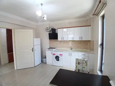 Akçay Emlak'tan Akşehir Çarşı Merkezde Eşyalı Tüm Faturalar Dahil Kiralık 1+1 Daire Akçay Emlak'tan Akşehir Çarşı Merkezde Eşyalı Tüm Faturalar Dahil Kiralık 1+1 Daire