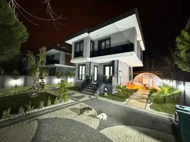 Re/max Kıyı'dan ^evren Tatil Sitesinde Tam Müstakil Lüks Villa^ Re/max Kıyı'dan ^evren Tatil Sitesinde Tam Müstakil Lüks Villa^