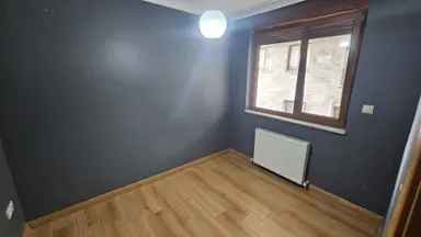 Kaçmazdan Merkezi Konumda Düz Girişli Kiralık 1+1 Dairemiz