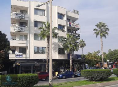 Deniz Mnz.lı Tabela Değeri Yüksek Hilton Karşısı Geniş 3+1 Ofis Deniz Mnz.lı Tabela Değeri Yüksek Hilton Karşısı Geniş 3+1 Ofis