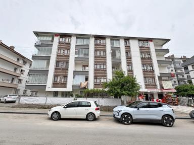 3+1 4.kat Eğitim Araştırma Hastanesi Yakını Krediye Uygun Fırsat