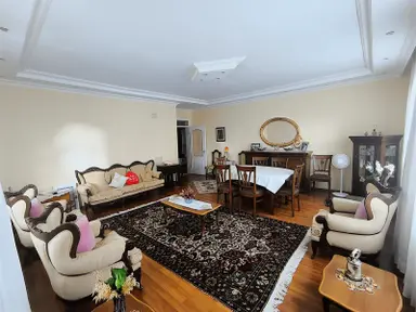 Beylikdüzü Barış Mah 3+1 180m2 Ara Kat Satılık Daire