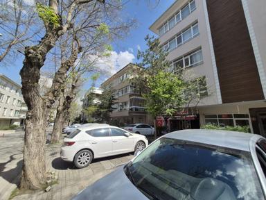 Arel'den Mebusevleri Süslü Sk.30 M.kare M.ısıtma Wc.li Bacasız İş Yeri Arel'den Mebusevleri Süslü Sk.30 M.kare M.ısıtma Wc.li Bacasız İş Yeri