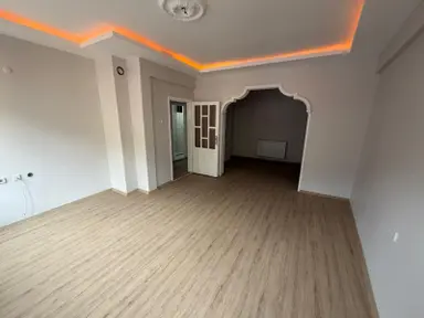 Erdoğdu Bahcecik Yolu Üzerin De Doğalgazlı Satılık Daire