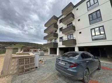 Hasanağada 3+1 135 M2 Aile Tipi Satılık Fırsat Daire..! Hasanağada 3+1 135 M2 Aile Tipi Satılık Fırsat Daire..!