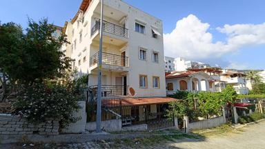Yolun Deniz Tarafında, Zemin Üstü, Eşyalı Daire