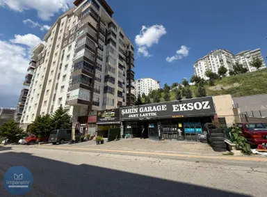 Galeriye-oto Yıkamaya Vs. Çok Uygun Satılık 170 M² Dükkan
