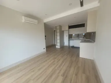 Altıntaş'ta Havuzlu Site De Kapalı Otoparklı 1+1 Kiralık Altıntaş'ta Havuzlu Site De Kapalı Otoparklı 1+1 Kiralık