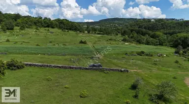 3 Tapu 3'de Resmi Yola Cephe Toplam 4480 M2 Tapu Alanı Kaçmaz