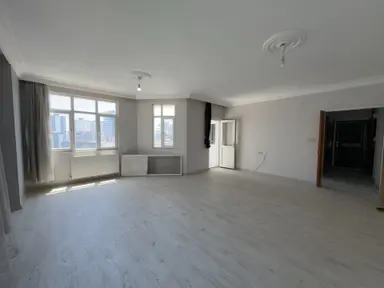 Adanakoop Belediye Evlerinde Doğal Gazlı 3+1 Masrafsız Kiralık Daire