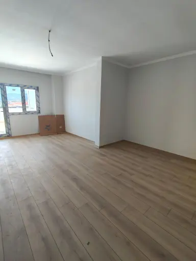 Menderes Turyap'tan Atatürk Cd Üzeri 4+1 Kiralık Çatı Dublexi