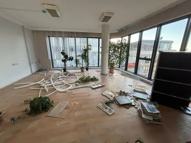 Deha Emlaktan Gazipaşa'da Kiralik İşyeri Yangın Raporu Var Deha Emlaktan Gazipaşa'da Kiralik İşyeri Yangın Raporu Var