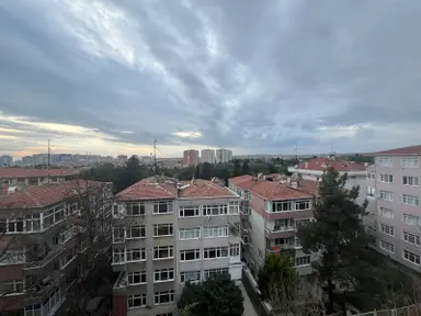 Zuhuratbaba Da Satılık Ferah Manzaralı 3+1 105 M2 Çift Balkonlu