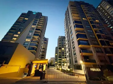 Sosyal Aktiviteli Prestijli Site'de Kapalı Mutfaklı Akıllı Ev Sistemli Lüks Fırsat Sosyal Aktiviteli Prestijli Site'de Kapalı Mutfaklı Akıllı Ev Sistemli Lüks Fırsat