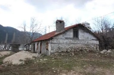 Satılık Kaş Sütleğen’de Müstakil Tapulu 1.100 M² Tarla+müstakil Ev