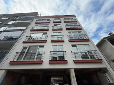Delta Premium Gayrimenkul'den Aksu Mahallesi Satılık 1+1 Daire!!
