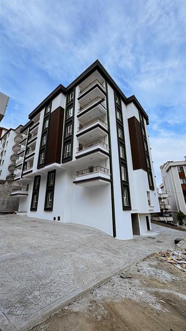 İncesu’da Anayola Yakın Fırsat Fiyatlı Daire