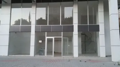 Sahibinden Caddede Geniş Cepheli (270m2 Ye Çıkarılabilir) Dükkan Sahibinden Caddede Geniş Cepheli (270m2 Ye Çıkarılabilir) Dükkan
