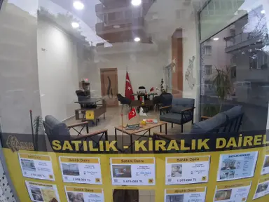 Didim, Akyeniköy, Bozsekide Satılık 301 M2 Arsa, Çakırdan